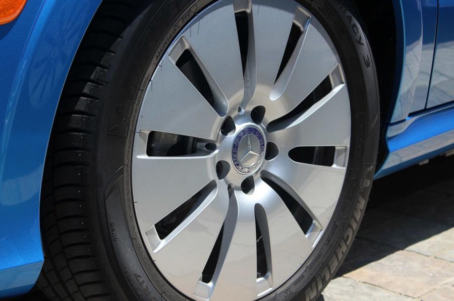  Mercedes-Benz B-Class Electric Drive 2014 года  (US) (фото 3 из 59)